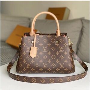 🥃Louis Vuitton Monogram Montaigne BB Shoulder Bag